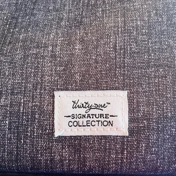 31 THIRTY ONE SIGNATURE COLLECTION 2 insulated bags. - Picture 2 of 9